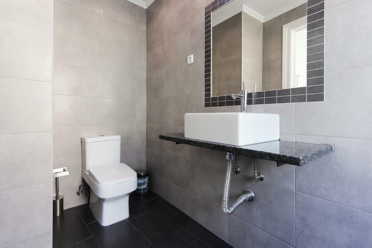 Lisbon Apartments In Anjos Exterior photo